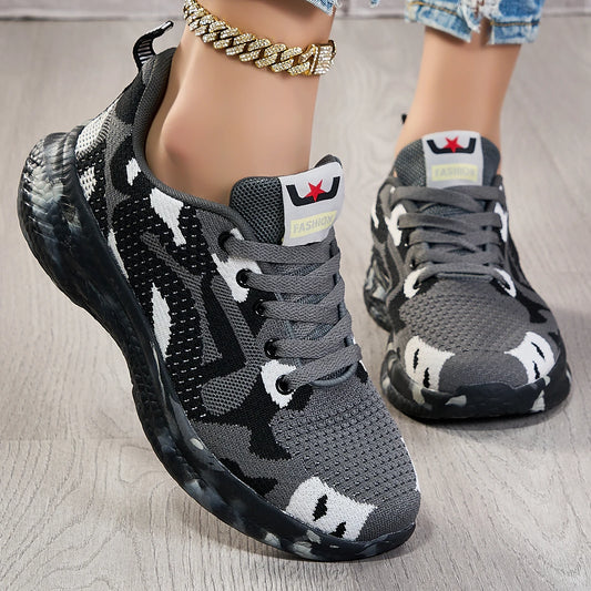 2025 Summer Men's and Women's New Mesh Breathable Shoes